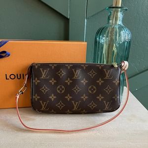 NEW Louis Vuitton monogram shoulder bag POCHETTE ACCESSOIRES M40712